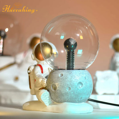 Plasma lamp with an astronaut, 4-inch glass sphere, decorative science gadget