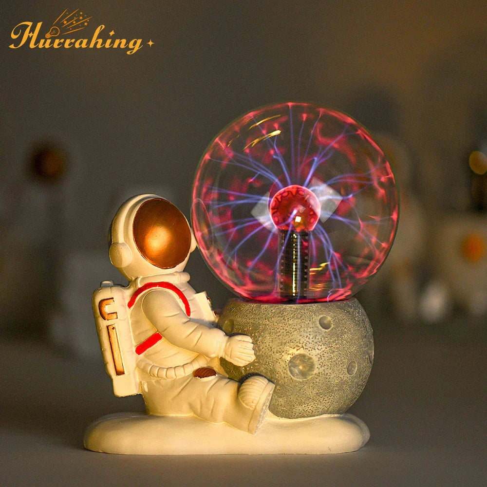 Plasma lamp with an astronaut, 4-inch glass sphere, decorative science gadget